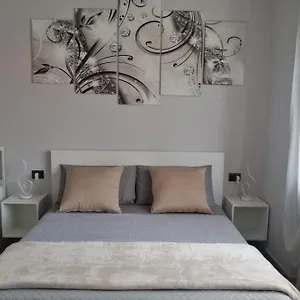  Casa de hóspedes La Luna Blu Malpensa Matrimoniale Diamante Itália