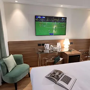 Hotel Western Milan