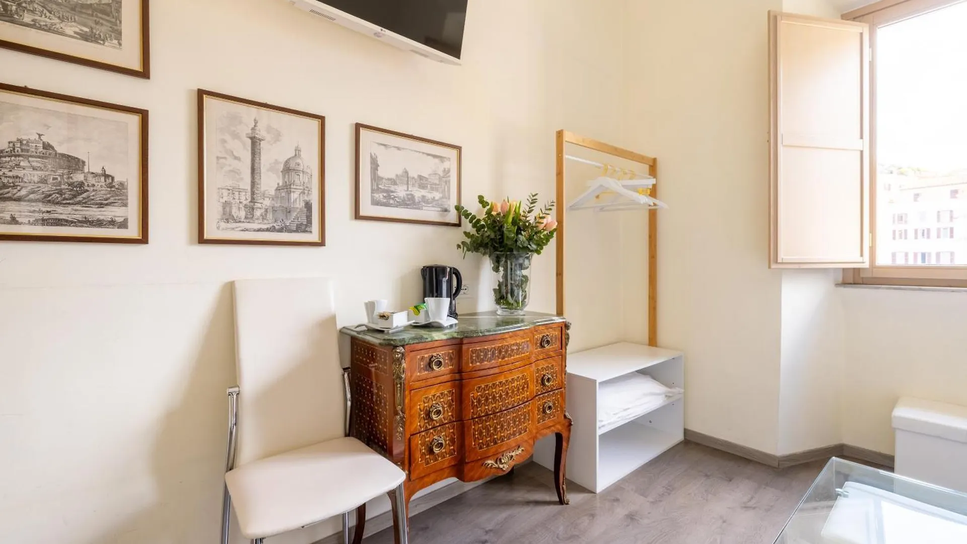 Superior Relais Fcollection Temple View Hotel Rome 2*,  Italy