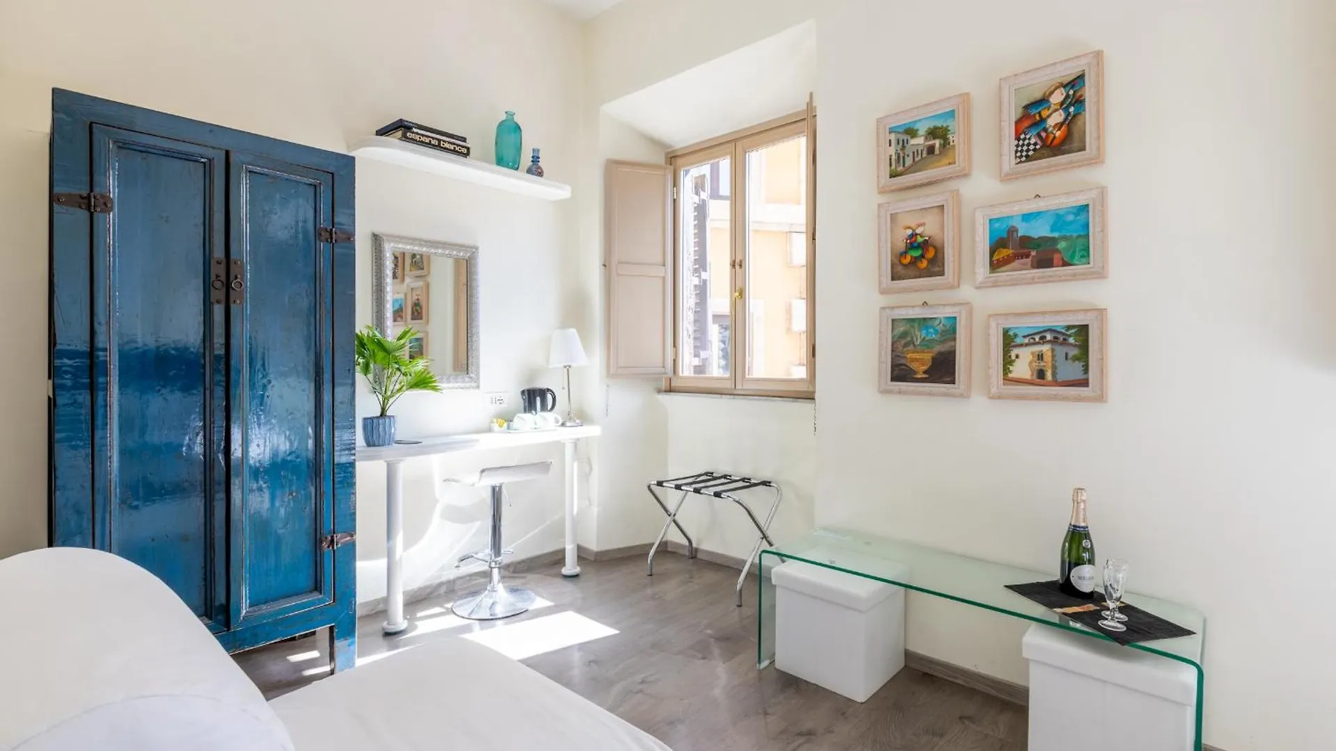 Superior Relais Fcollection Temple View Hotel Rome Guest house